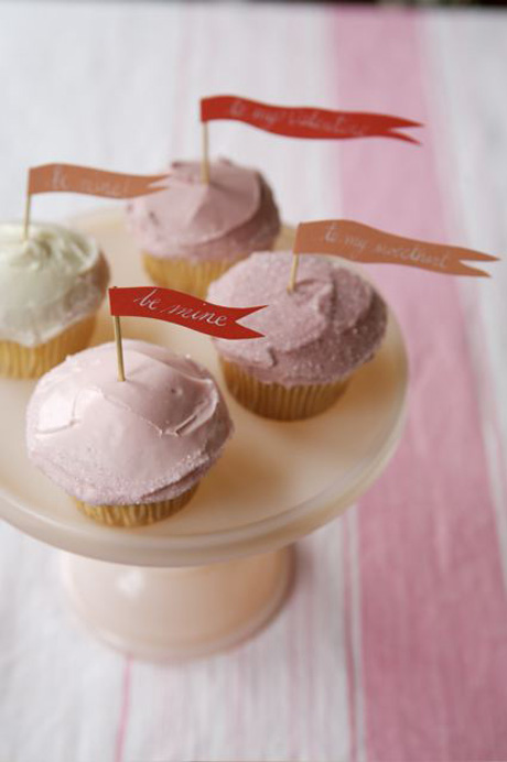 cupcake-flags, diy, diy template, red pink