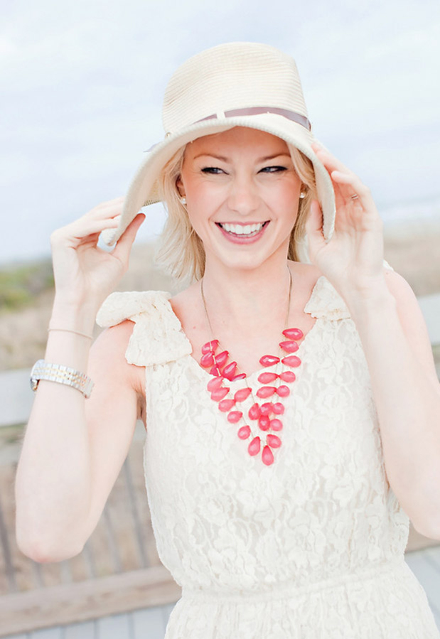 backdrop necklace wedding