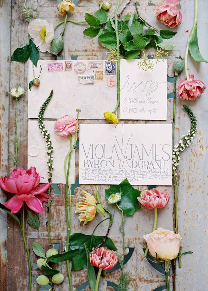 garden_flower_wedding_ideas-peonies-pink-poppies-1