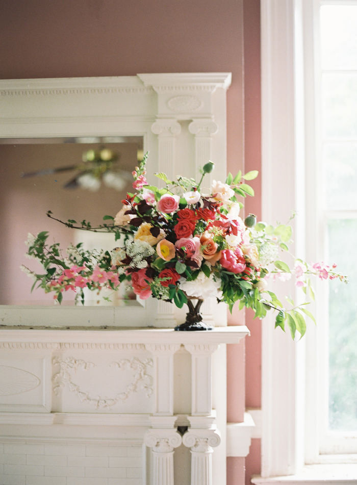 garden_flower_wedding_ideas-peonies-pink-poppies-10