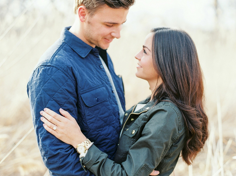 fall-engagement-session-in-the-woods-10