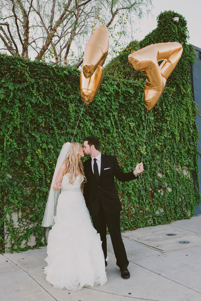 marvimon-gold-sequin-pink-glam-modern-LA-wedding-6