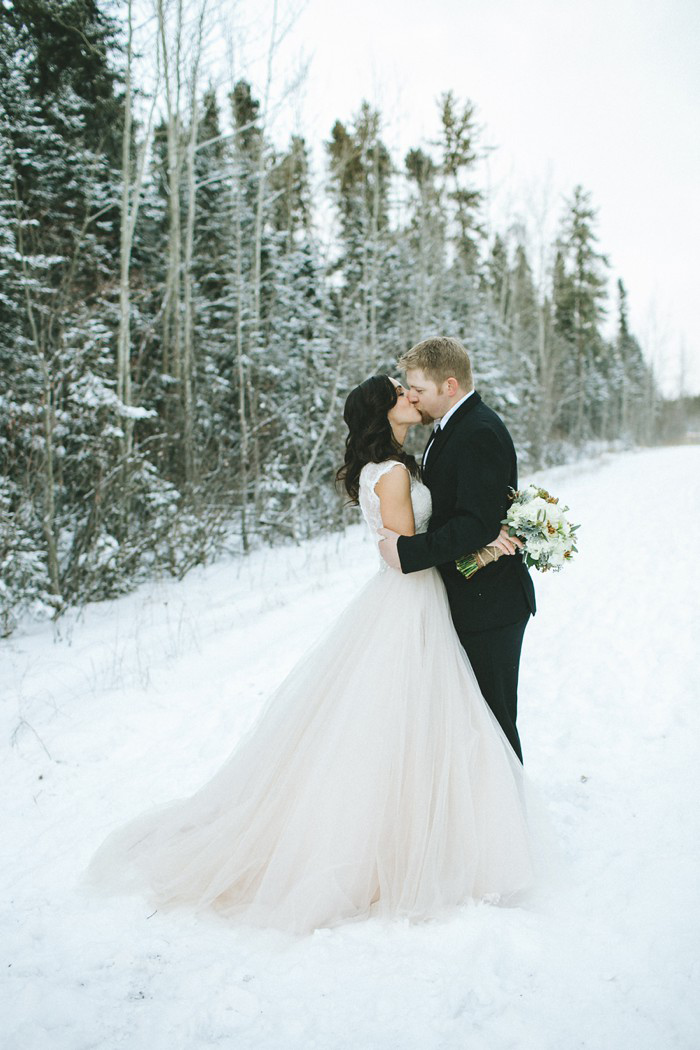 winter-canada-wedding-10