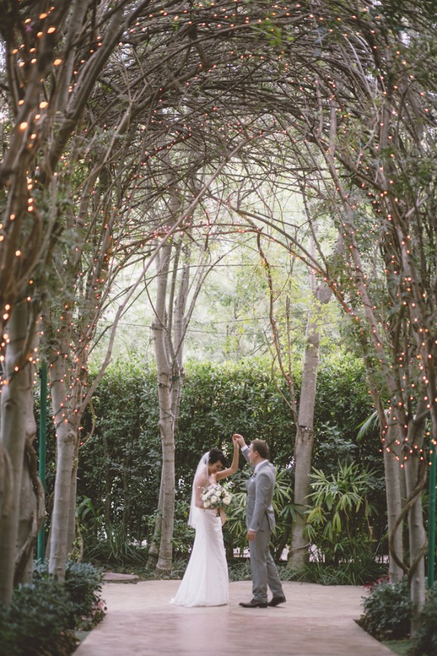 hartley-botanica-rustic-romance-grey-wedding-by-Anna-Delores_19