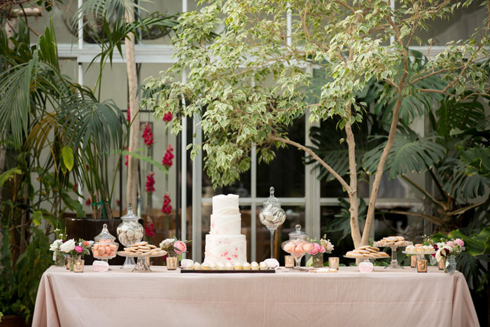 conservatory-wedding-michigan-lush-floral-26