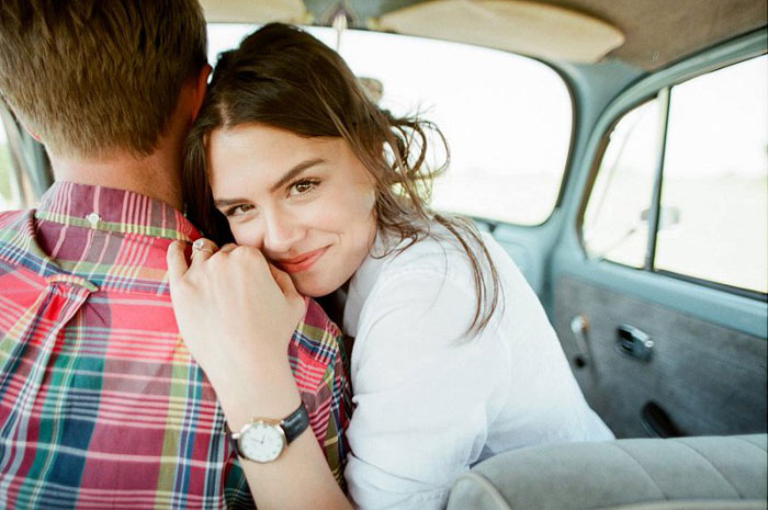 road-trip-engagment-session-vw-beetle-02