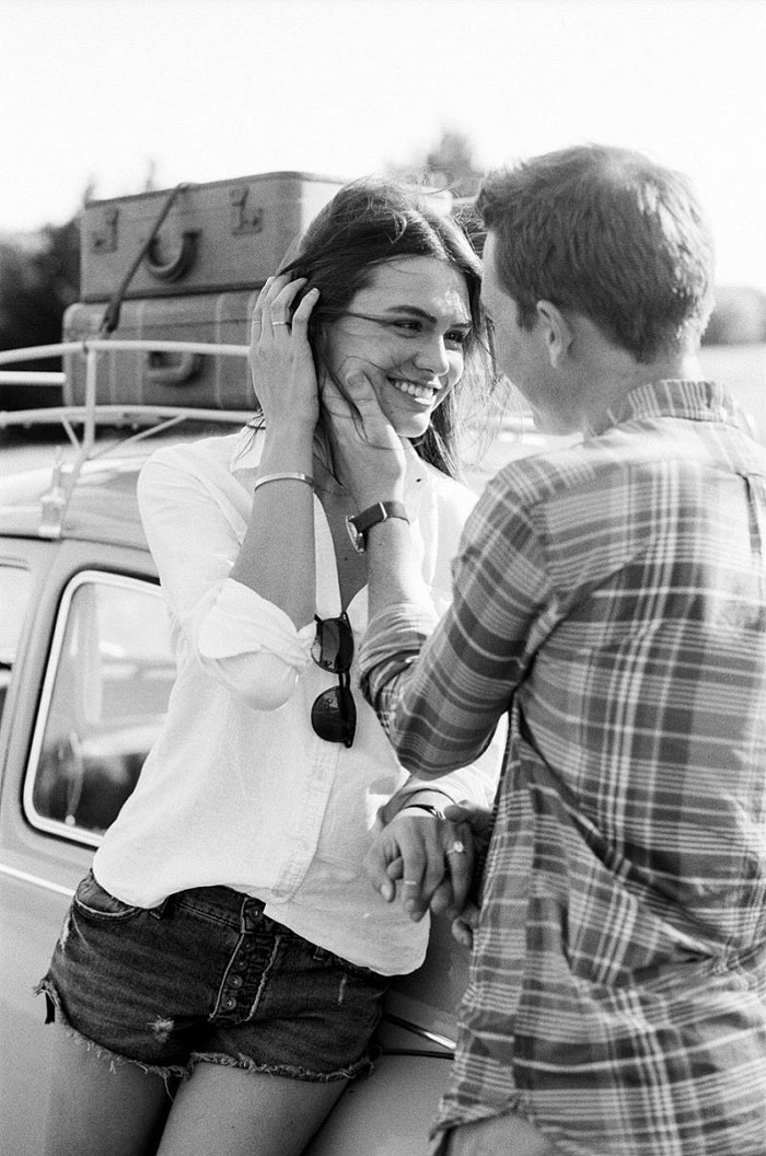 road-trip-engagment-session-vw-beetle-07