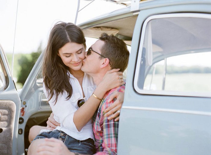 road-trip-engagment-session-vw-beetle-13