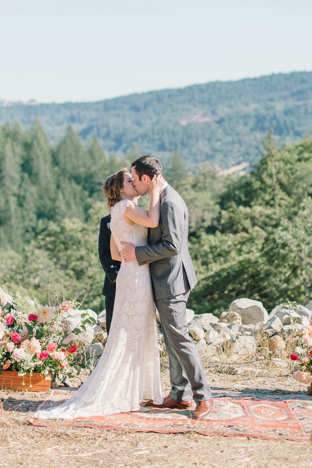 california-estate-casual-elegant-backyard-wedding-inspiration34