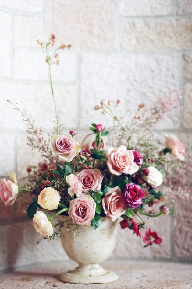 european-boudoir-inspiration-wedding-shoot-lavender-roses10