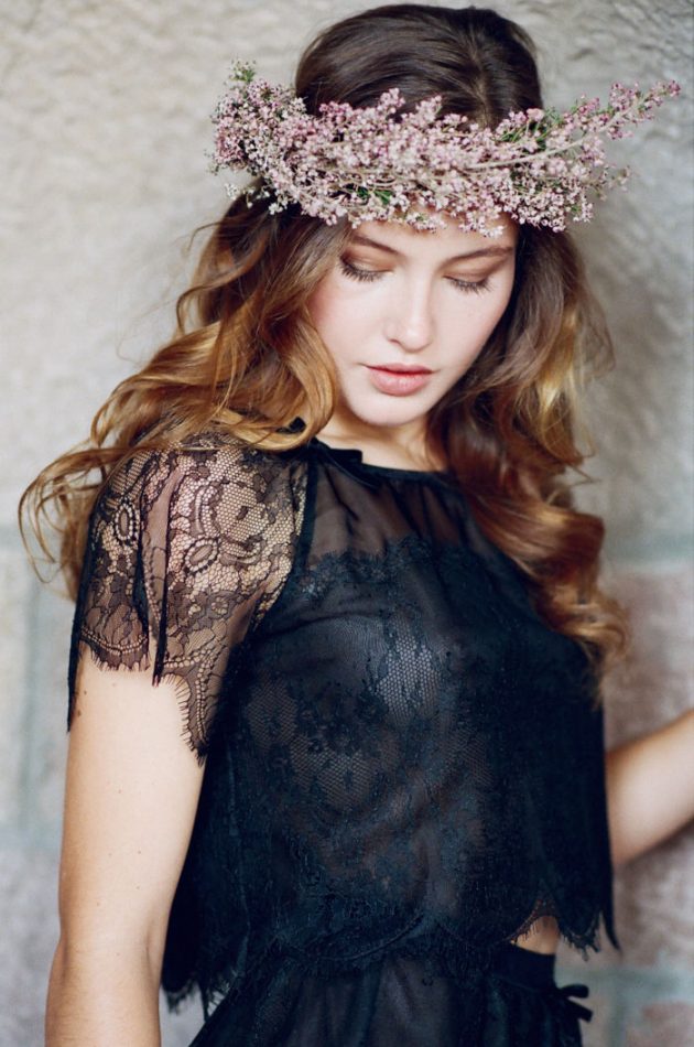 european-boudoir-inspiration-wedding-shoot-lavender-roses33
