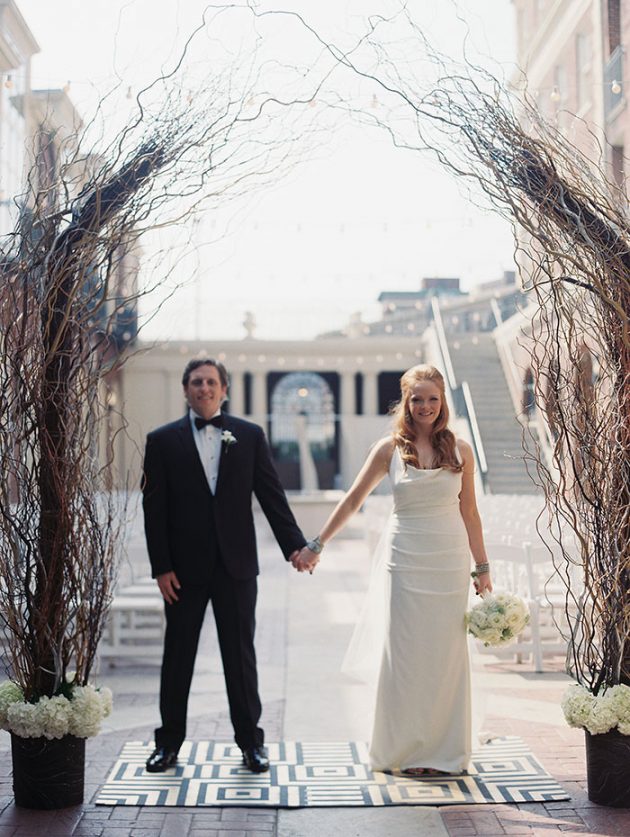 magnolia-hotel-modern-kelly-wearstler-inspired-wedding-inspiration02