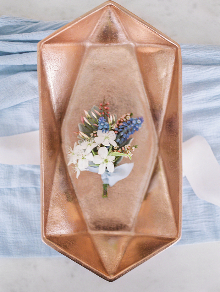 serenity-quartz-pantone-copper-marble-wedding-inspiration21
