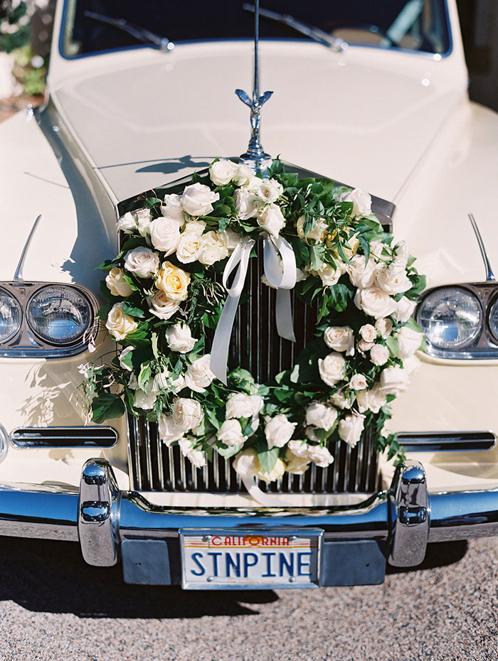 stonepine-estate-elegant-white-floral-wedding-inspiration10