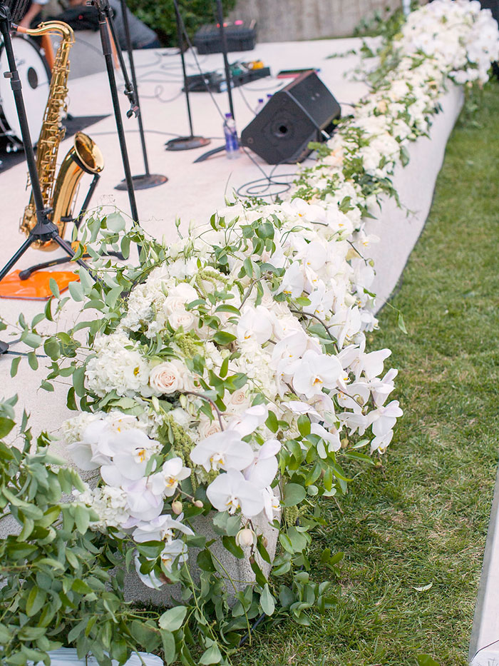 stonepine-estate-elegant-white-floral-wedding-inspiration33