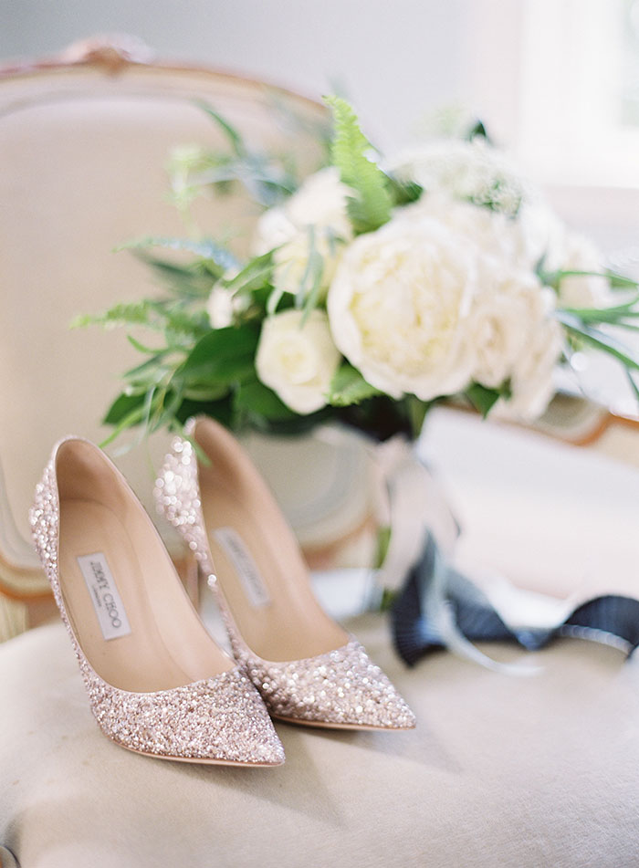brittland-manor-relaxed-elegant-maine-gold-wedding-party-inspiration10