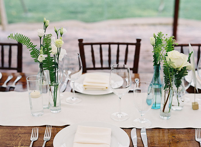 brittland-manor-relaxed-elegant-maine-gold-wedding-party-inspiration53