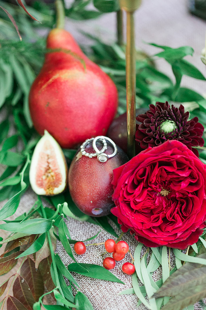 woodlands-lush-red-china-floral-bohemian-wedding-inspiration08
