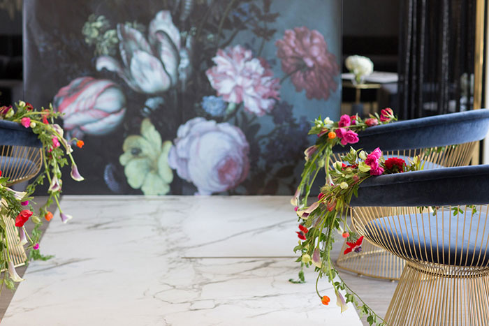 dutch-floral-pink-modern-vintage-wedding-inspiration08