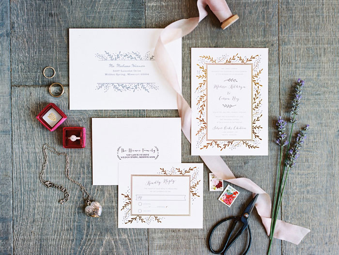 silver-oaks-chateau-saint-louis-red-lavender-pink-floral-wedding-inspiration05