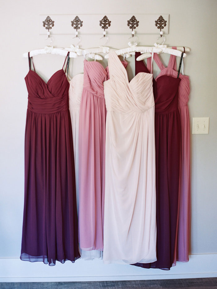 silver-oaks-chateau-saint-louis-red-lavender-pink-floral-wedding-inspiration09