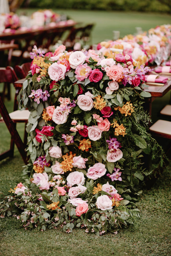 hawaii-desitnation-beach-rose-pink-floral-wedding-inspiration18