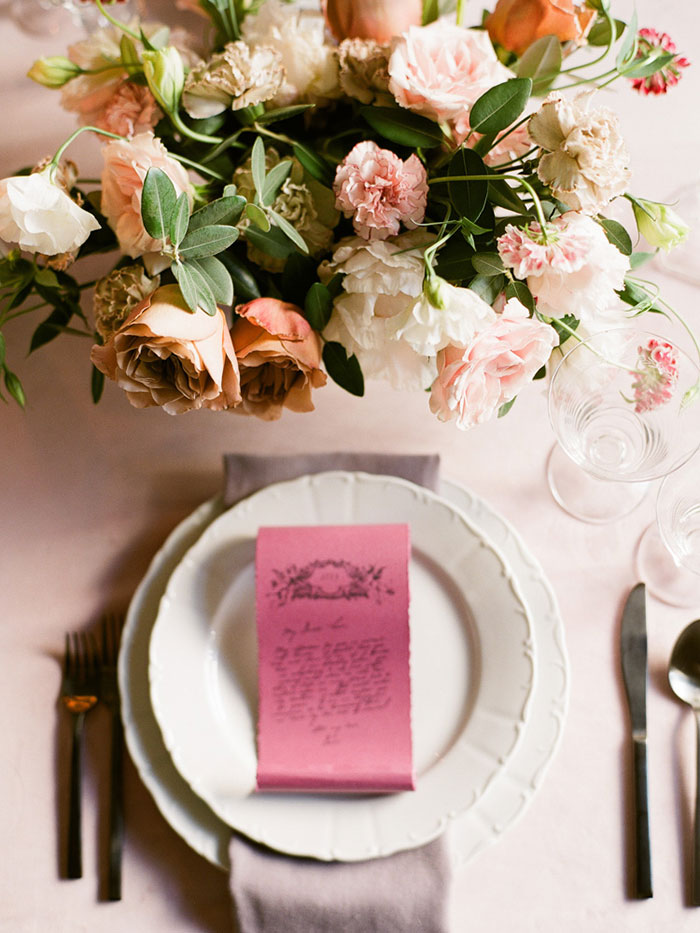 valentines-day-vintage-pink-floral-wedding-inspiration08