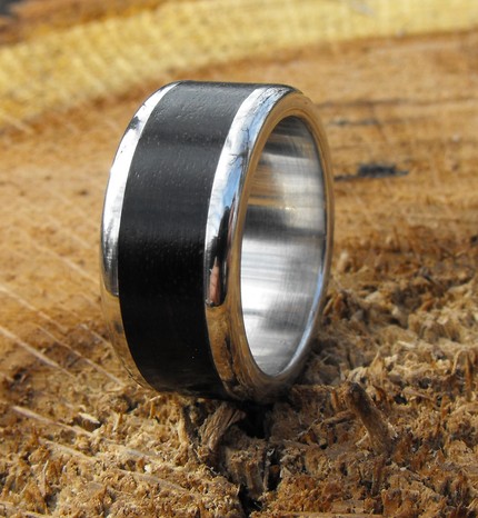Wood Rings? | Best Wedding Blog - Grey Likes Weddings