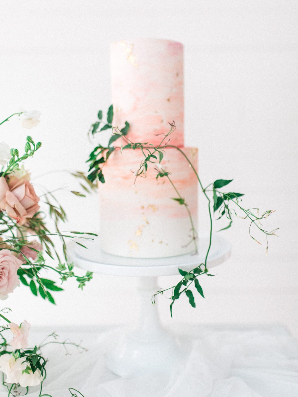 Soft + Organic Coral inspiration shoot | Best Wedding Blog